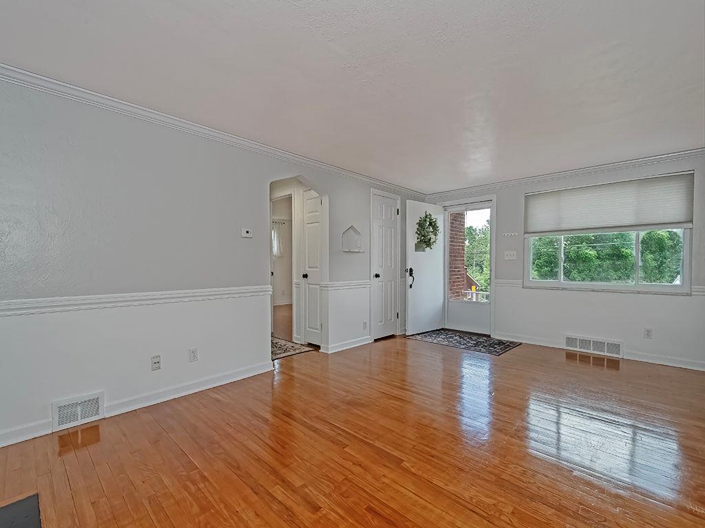 1312 Main Street Bridgeville, PA 15017 - Photo 5 of 23