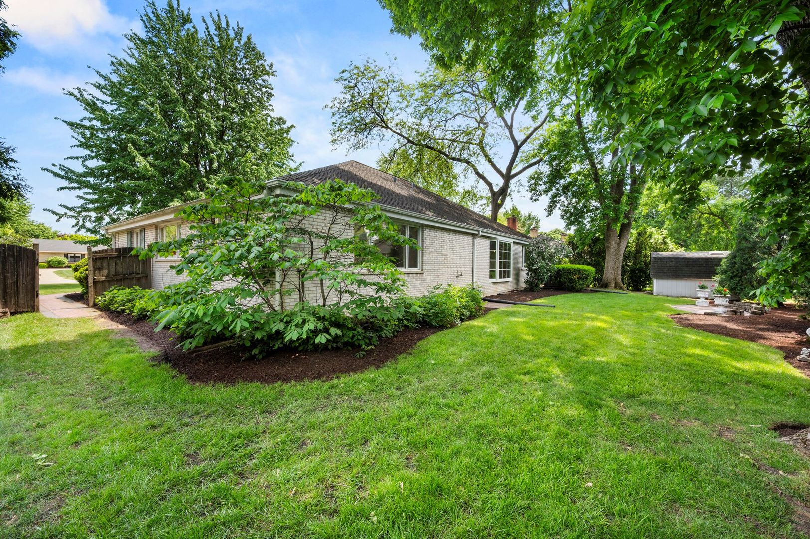 1612 Gamon Road Wheaton, IL 60189 - Photo 26 of 33 Gallery Image 26