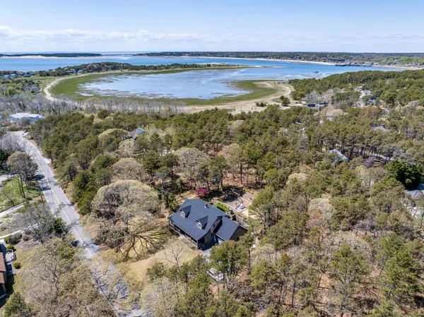 $1,050,000 | 360 Pilgrim Spring Road, Wellfleet, MA 02667