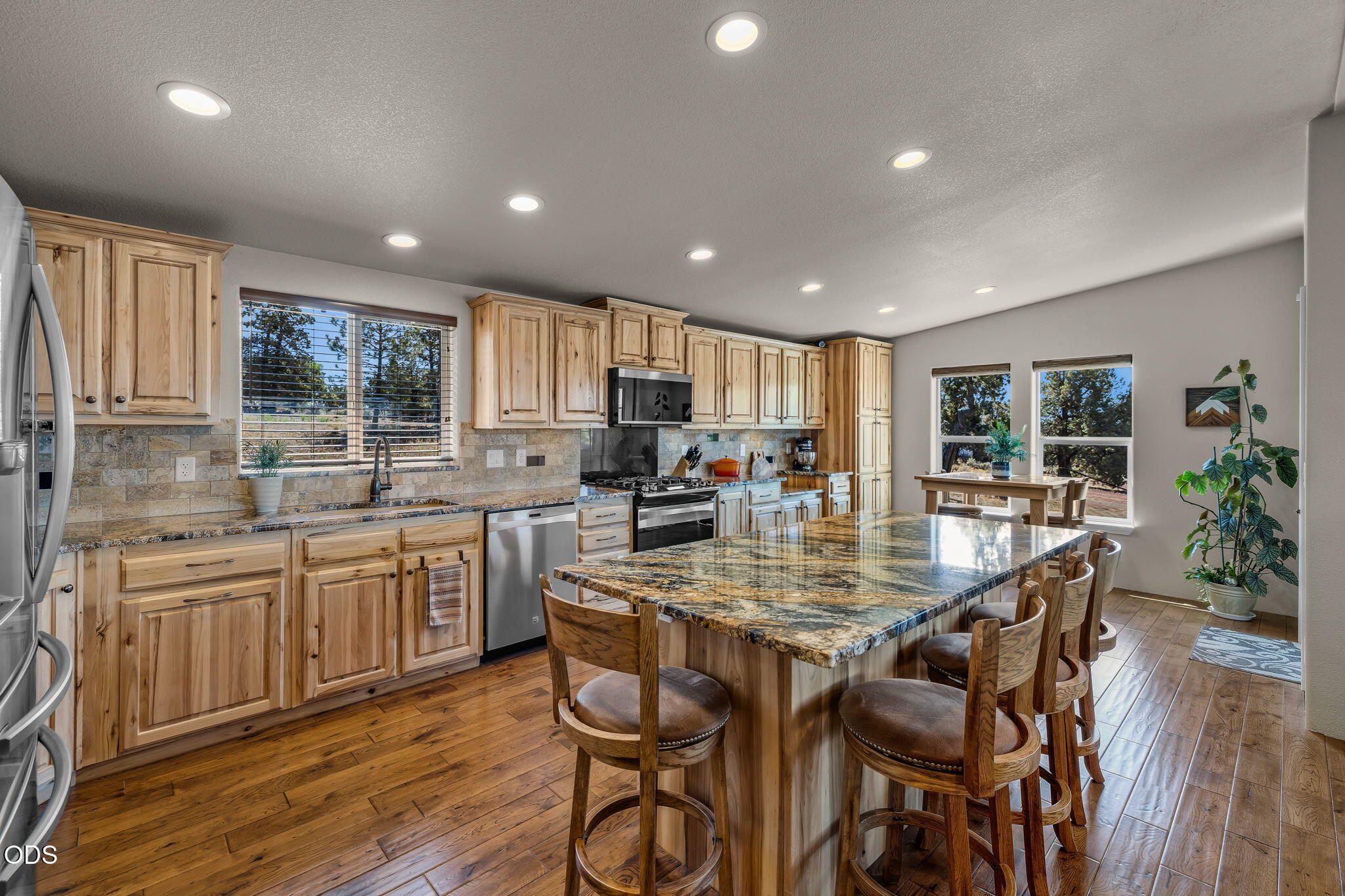 20810 89th Street Bend, OR 97703 - Photo 38 of 87
