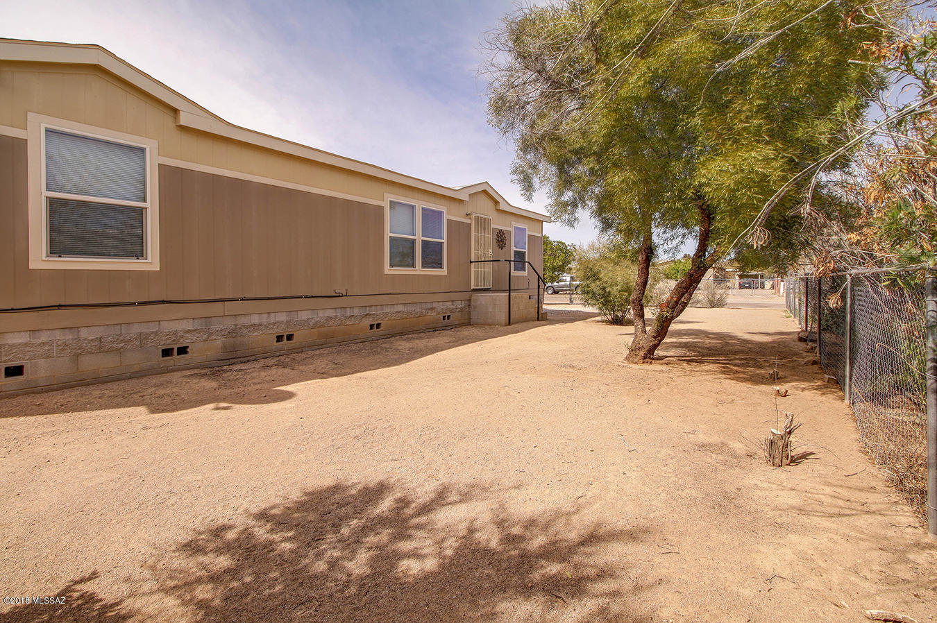 2561 West Roadrunner Road Tucson, AZ 85746 - Photo 8 of 26 Gallery Image 8