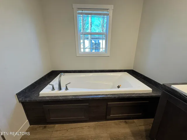 $289,000 | 1619 Scenic Drive, Athens, TN 37303