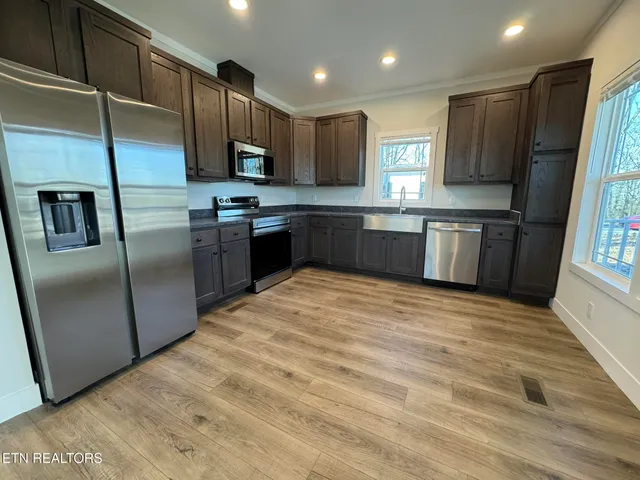 $289,000 | 1619 Scenic Drive, Athens, TN 37303