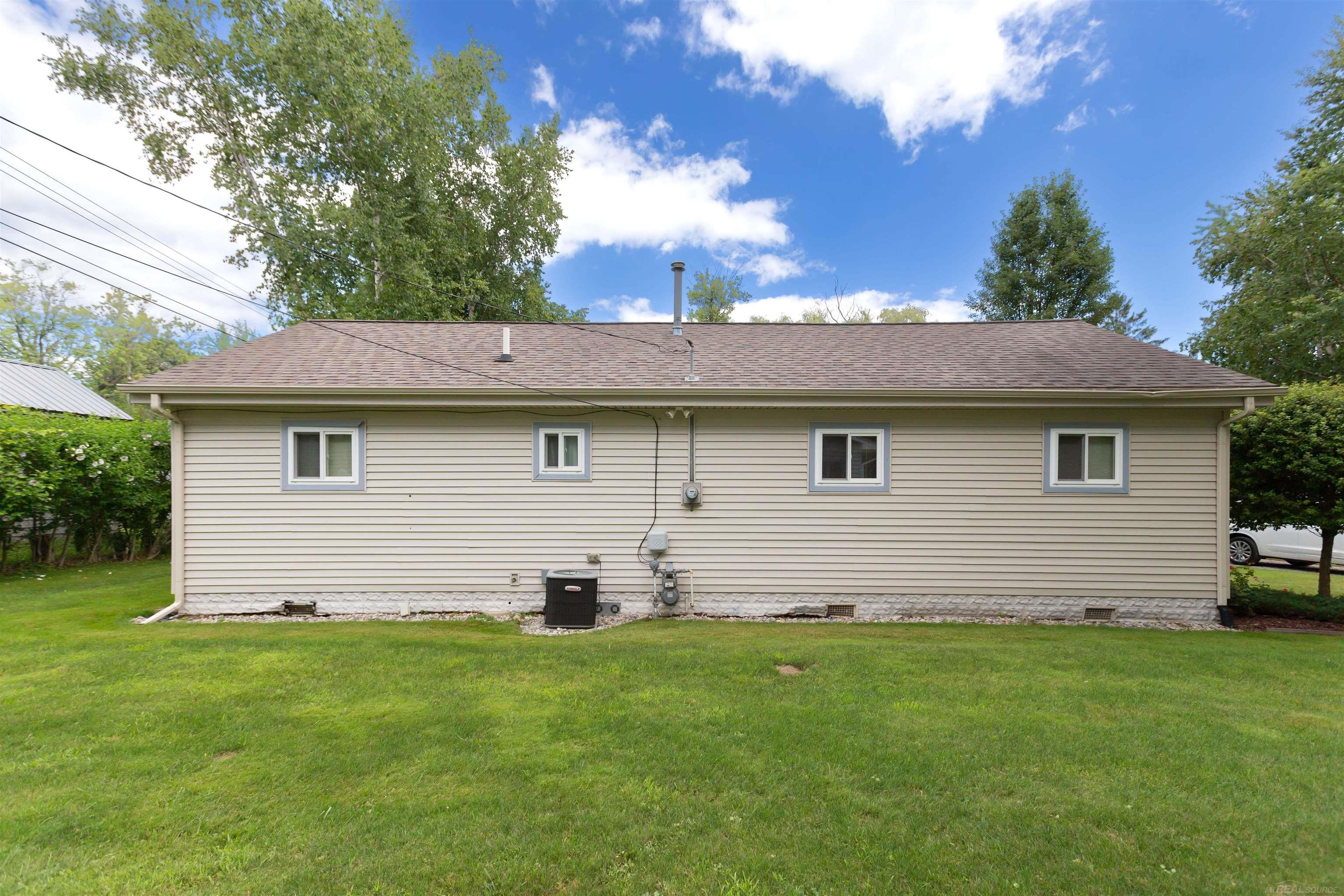 7433 Birchwood Road Lexington, MI 48450 - Photo 37 of 52