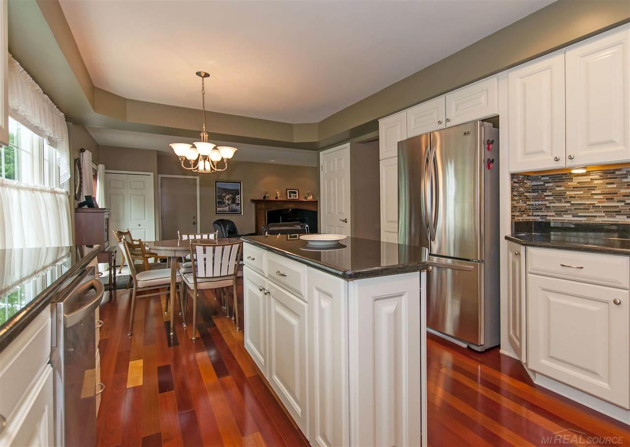515 Fisher Road Grosse Pointe, MI 48230 - Photo 10 of 42 31294404-9.JPG