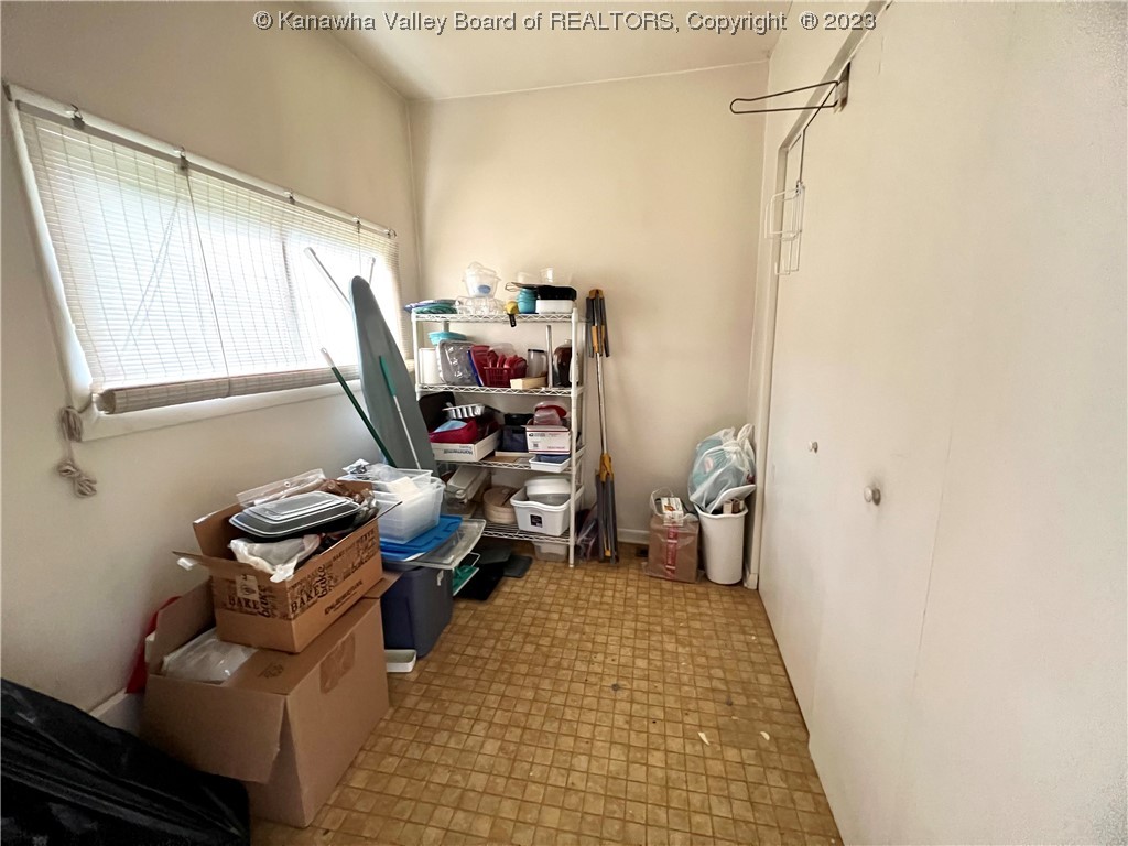 911 Rugby Street Charleston, WV 25311 - Photo 16 of 25 Gallery Image 16