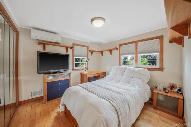 $4,950 | 508 Chamberlin Street, East Meadow, NY 11554