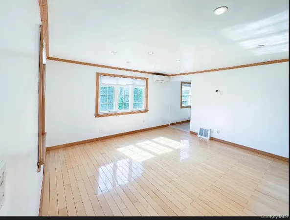 $4,800 | 508 Chamberlin Street, East Meadow, NY 11554