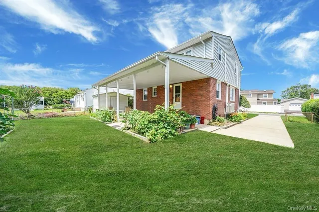 $4,950 | 508 Chamberlin Street, East Meadow, NY 11554