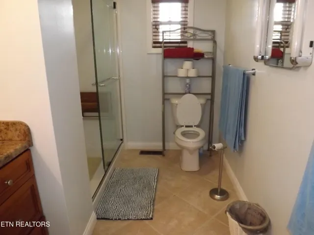 $550,000 | 829 Bristol Road, Harrogate, TN 37752