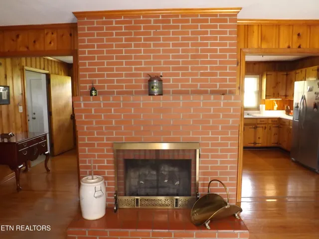 $550,000 | 829 Bristol Road, Harrogate, TN 37752