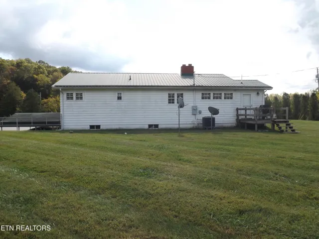 $550,000 | 829 Bristol Road, Harrogate, TN 37752