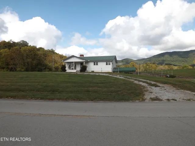 $550,000 | 829 Bristol Road, Harrogate, TN 37752