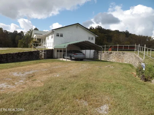 $550,000 | 829 Bristol Road, Harrogate, TN 37752