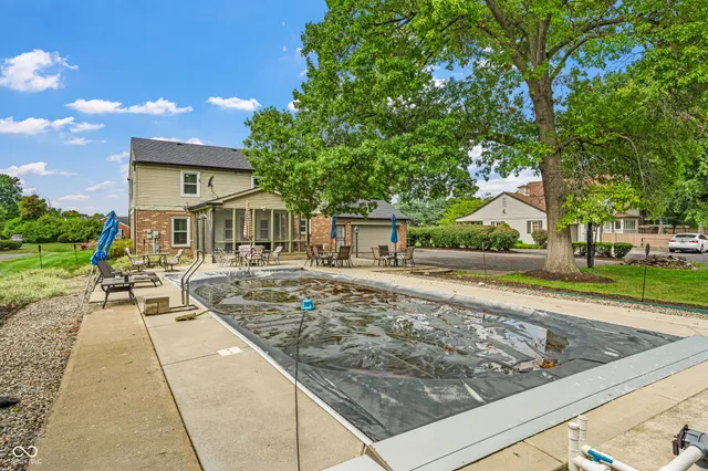 $435,000 | 5433 Brendonridge Road, Indianapolis, IN 46226