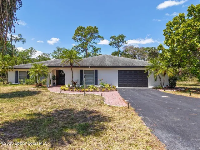 $4,000 | 525 15th Street Southwest, Naples, FL 34117