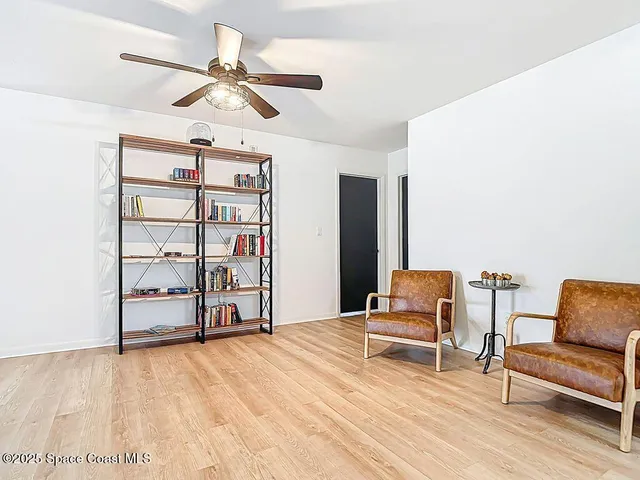 $4,000 | 525 15th Street Southwest, Naples, FL 34117