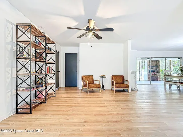 $4,000 | 525 15th Street Southwest, Naples, FL 34117