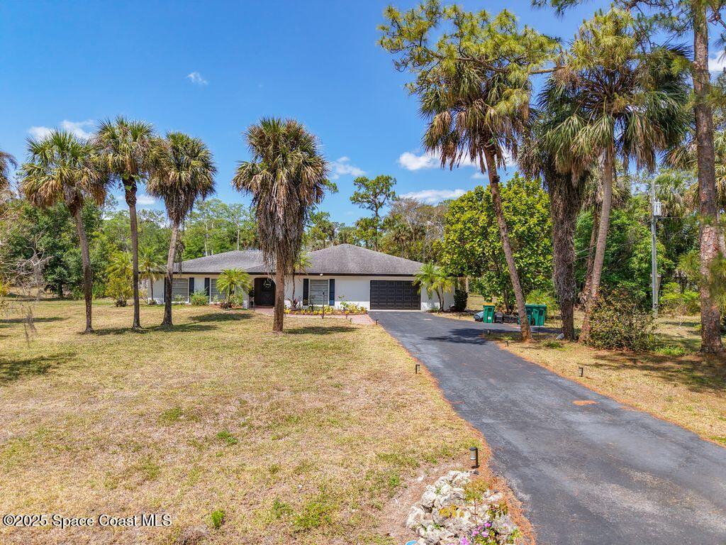 525 15th Street Southwest Naples, FL 34117 - Photo 2 of 46 CbY9l_pQ