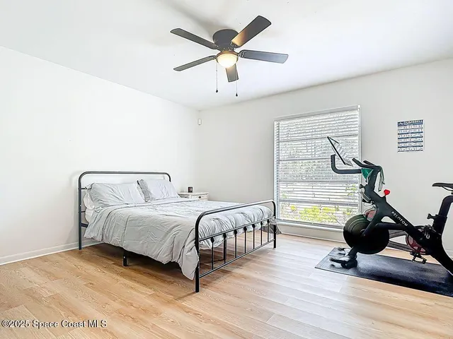 $4,000 | 525 15th Street Southwest, Naples, FL 34117