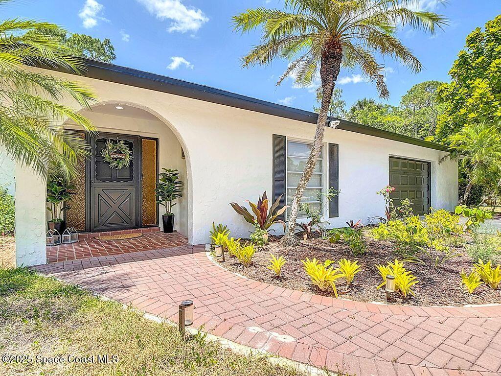 525 15th Street Southwest Naples, FL 34117 - Photo 4 of 46 JzYHqzhg