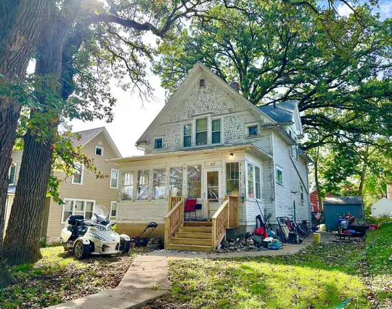 $76,500 | 713 Minnesota Avenue, Albert Lea, MN 56007