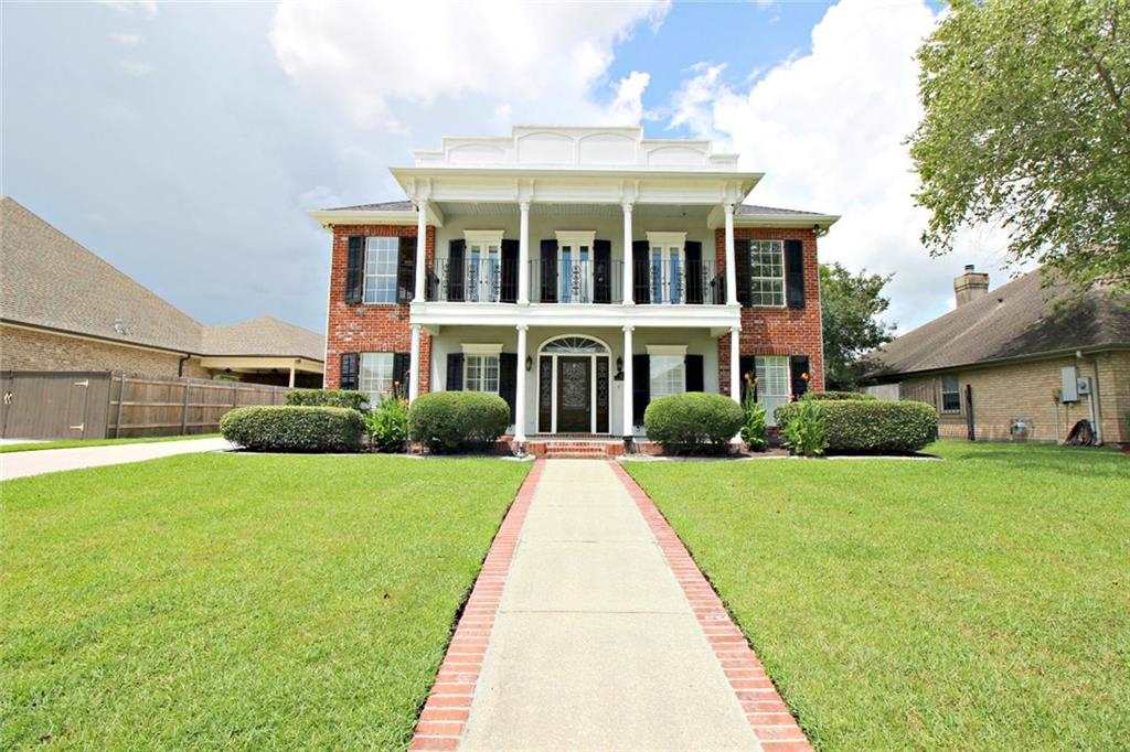 118 Country Manor Road Belle Chasse, LA 70037 - Photo 1 of 20