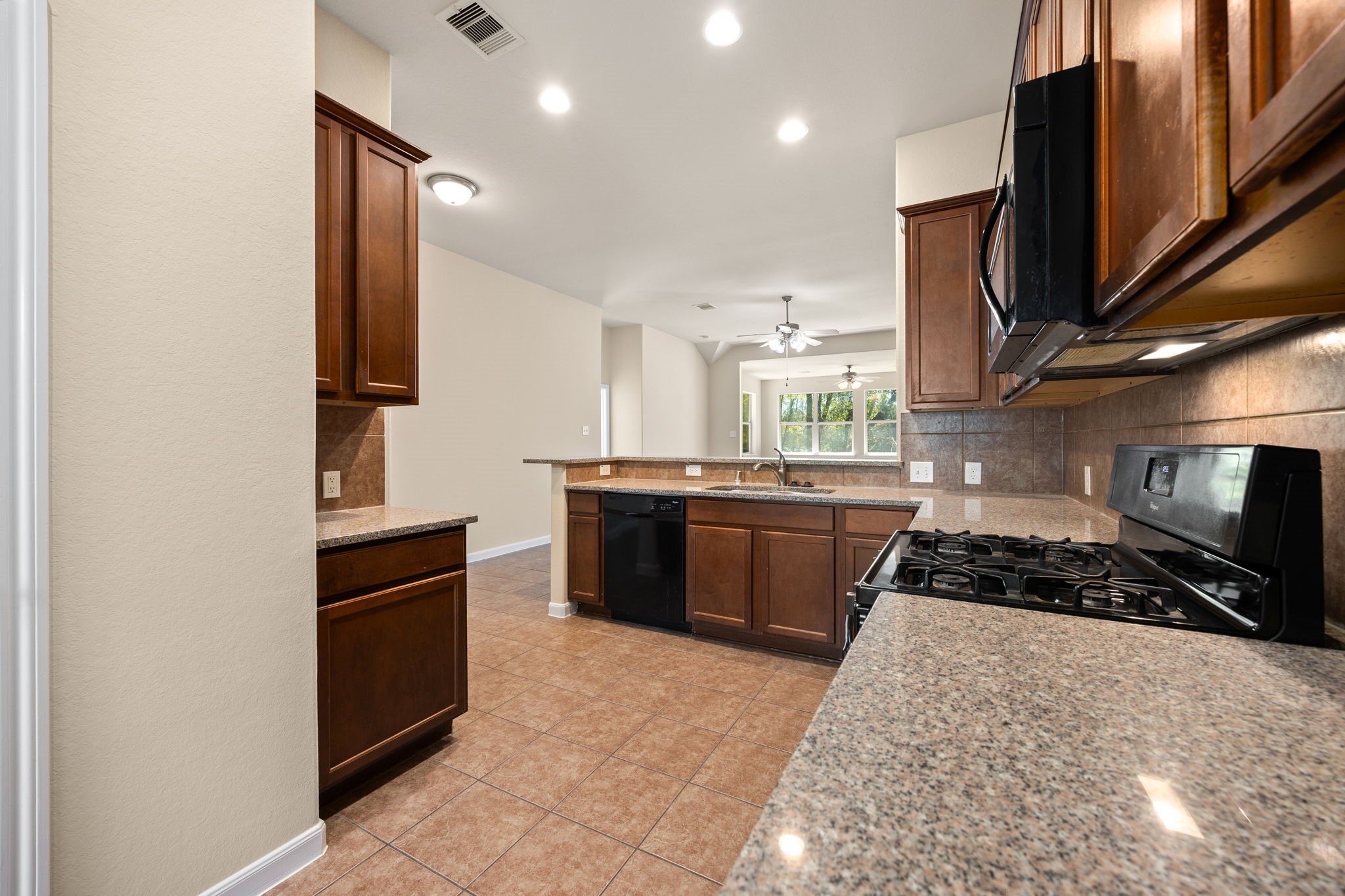 7204 South Boulder Cliff Lane Humble, TX 77396 - Photo 16 of 41