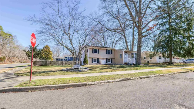 $350,000 | 1110 Breakers Avenue, Absecon, NJ 08201