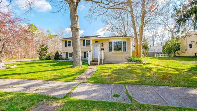 $350,000 | 1110 Breakers Avenue, Absecon, NJ 08201