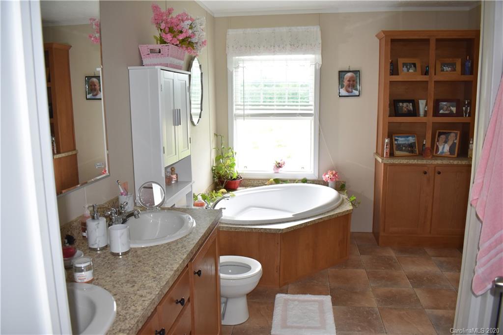 601 Community Road Chesterfield, SC 29709 - Photo 17 of 38