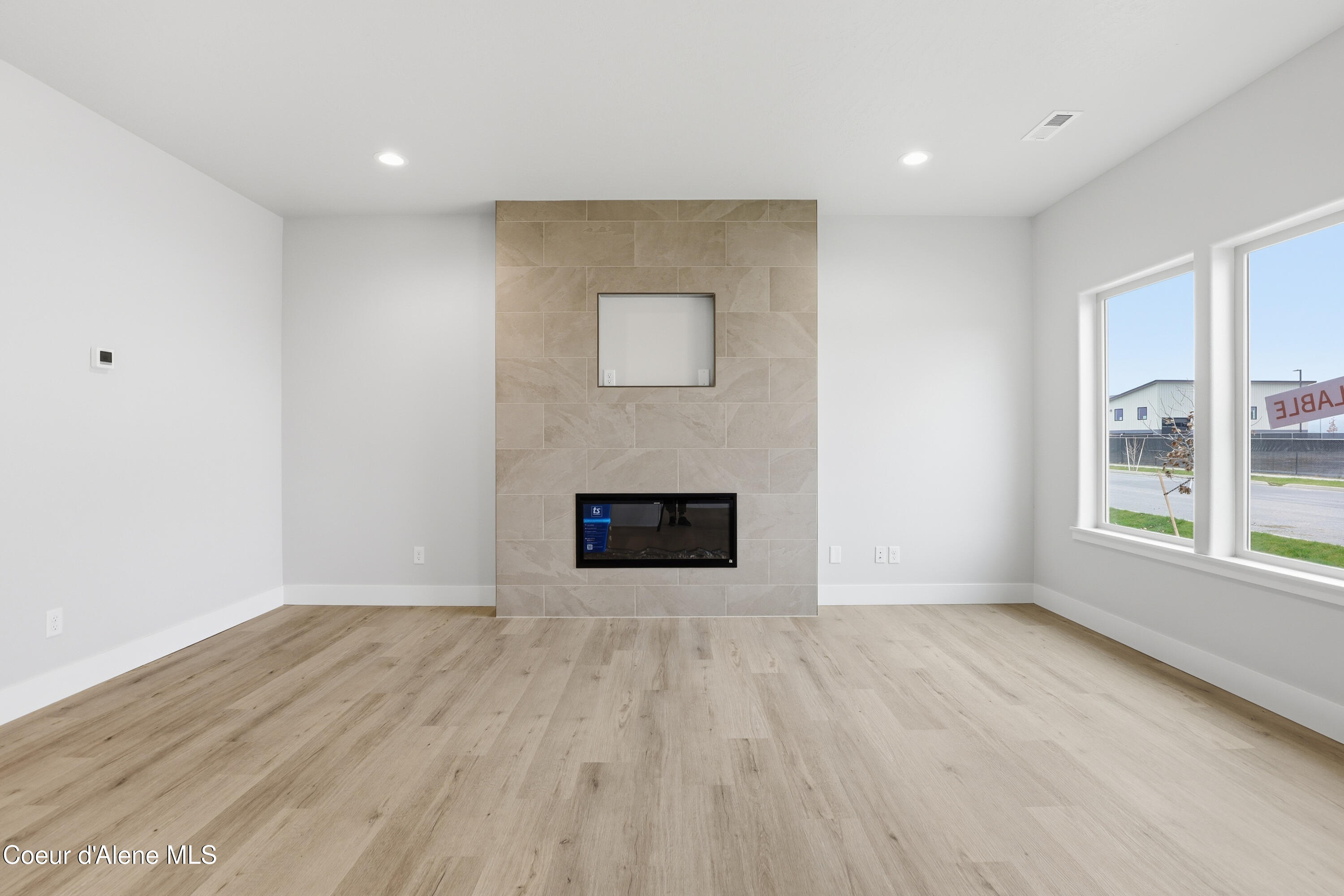 653 North Creative, Unit LOT 13) Post Falls, ID 83854 - Photo 7 of 23 Great Room