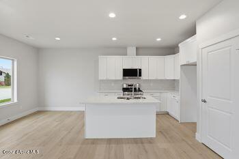 653 North Creative, Unit LOT 13) Post Falls, ID 83854 - Photo 9 of 23 Kitchen