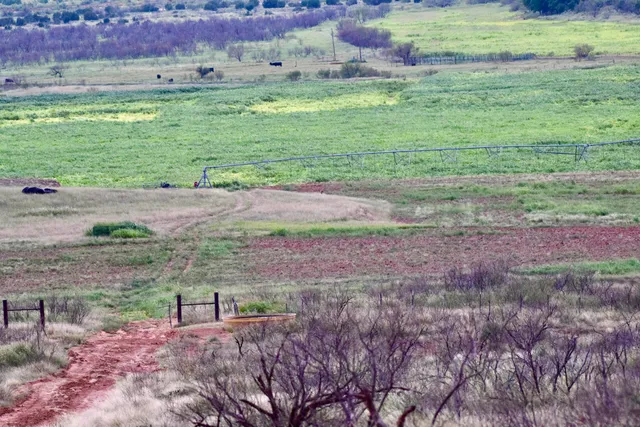 $2,392,000 | 70 Highway Brice Tx 79226, Clarendon, TX 79226