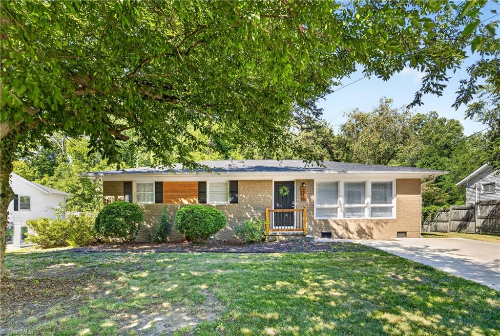 4316 Halifax Road Greensboro, NC 27407 - Photo 7 of 45