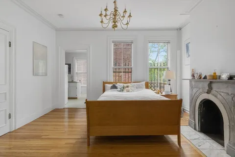 $2,395,000 | 407 A Broadway, Cambridge, MA 02138