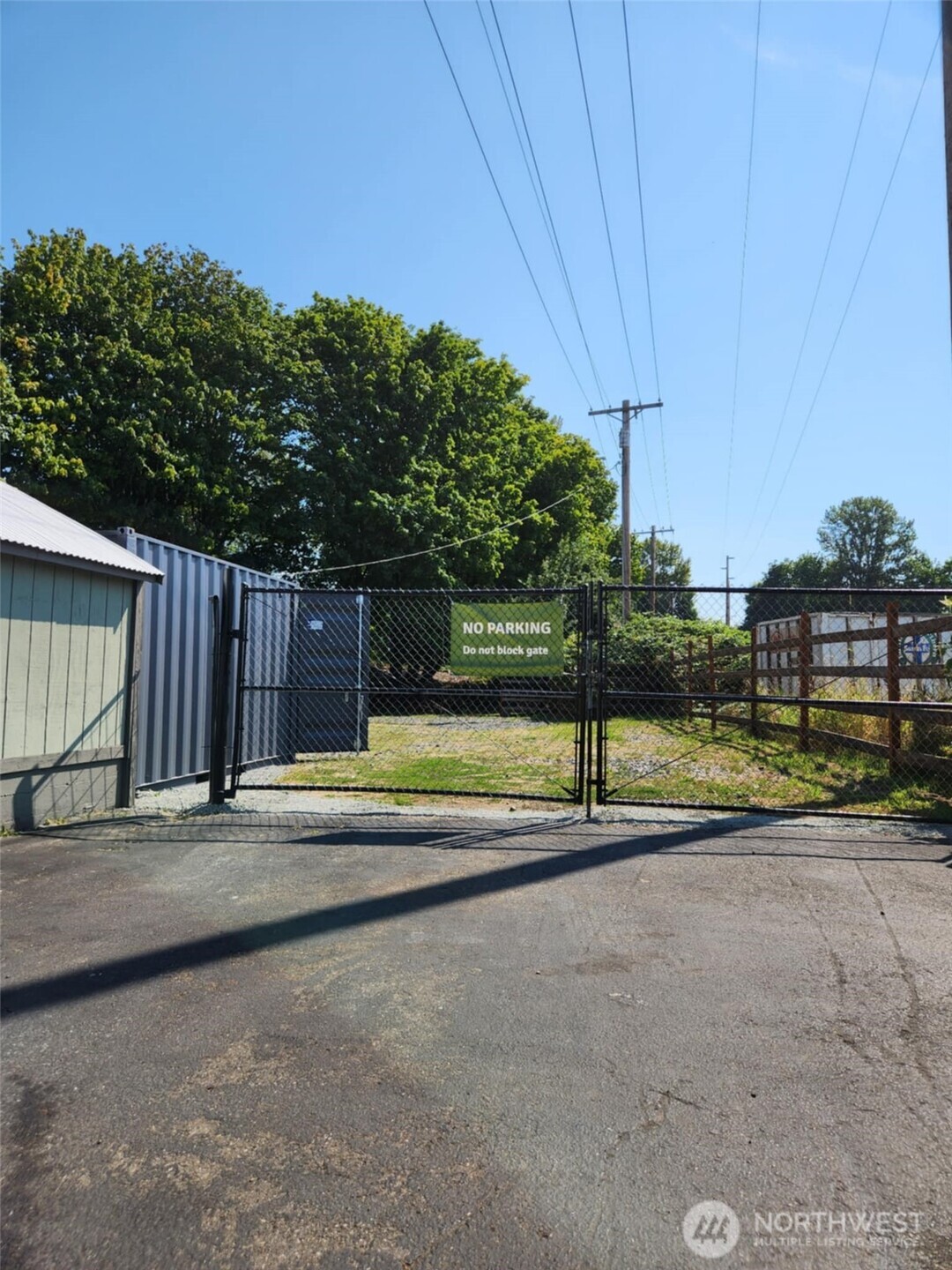 9813 Airport Way Snohomish, WA 98296 - Photo 1 of 17 a view of a street
