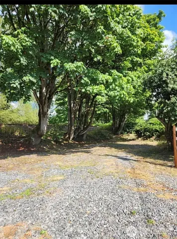 $3,200 | 9813 Airport Way, Snohomish, WA 98296