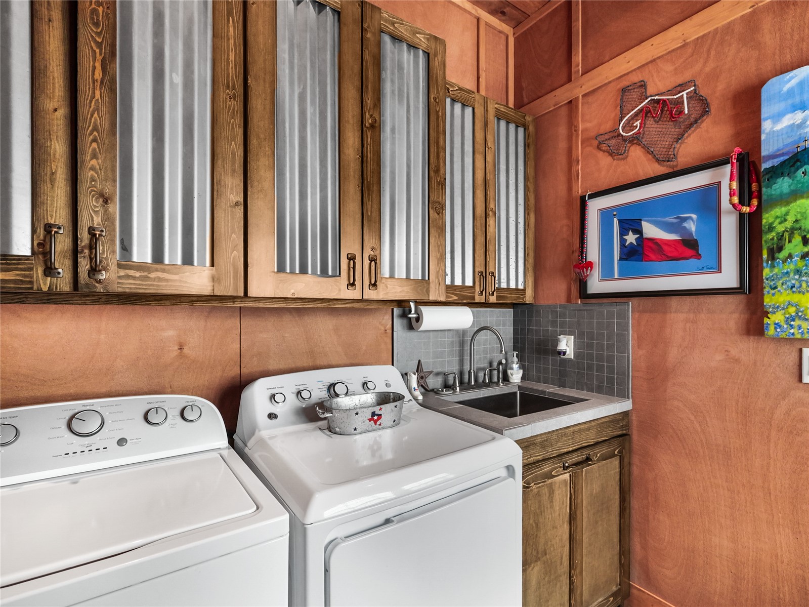 106 Crescent Road Silverthorne, CO 80498 - Photo 15 of 34 upstairs laundry