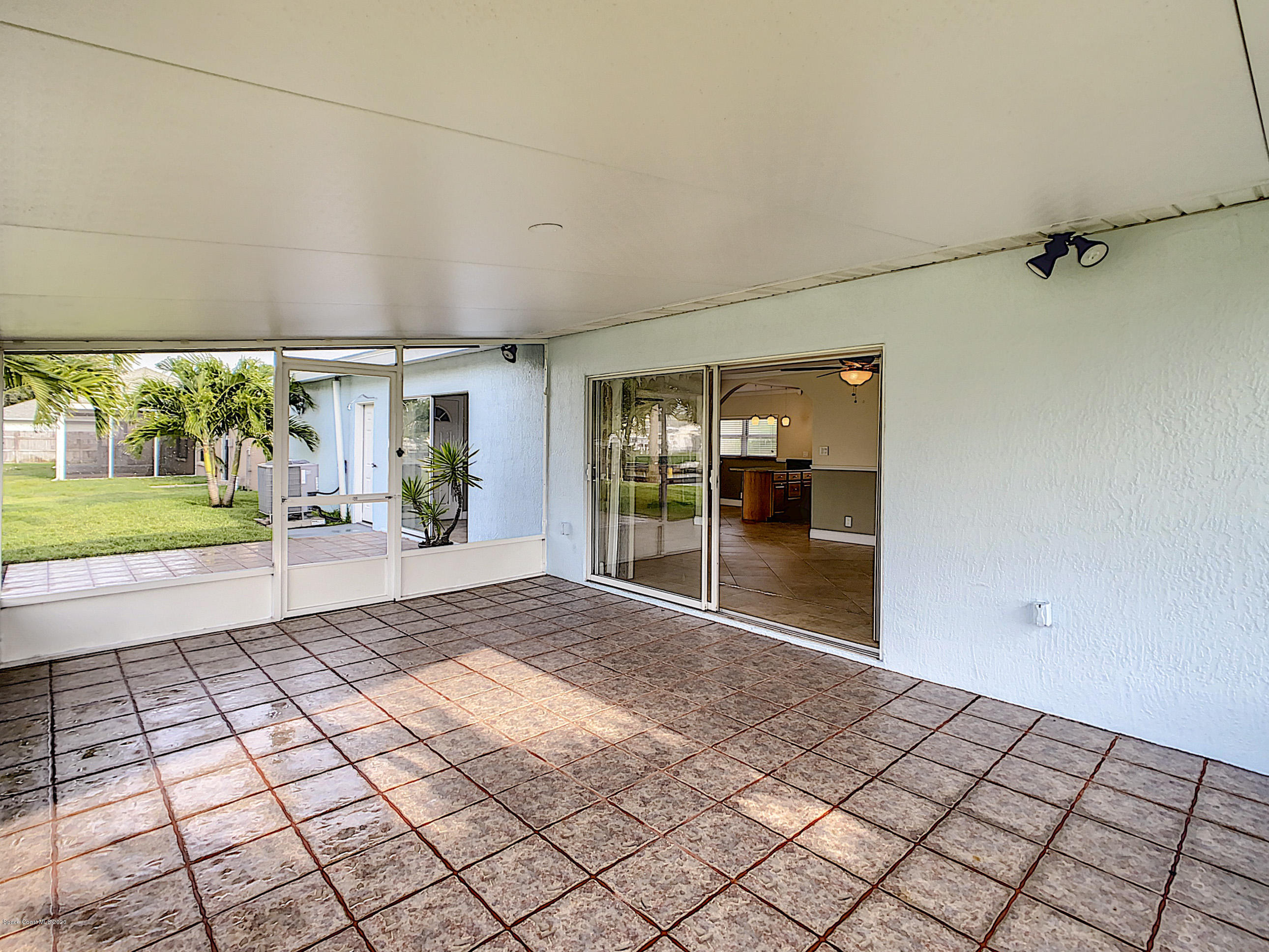 428 Dempsey Drive Cocoa Beach, FL 32931 - Photo 25 of 35 428 Dempsey Drive-32