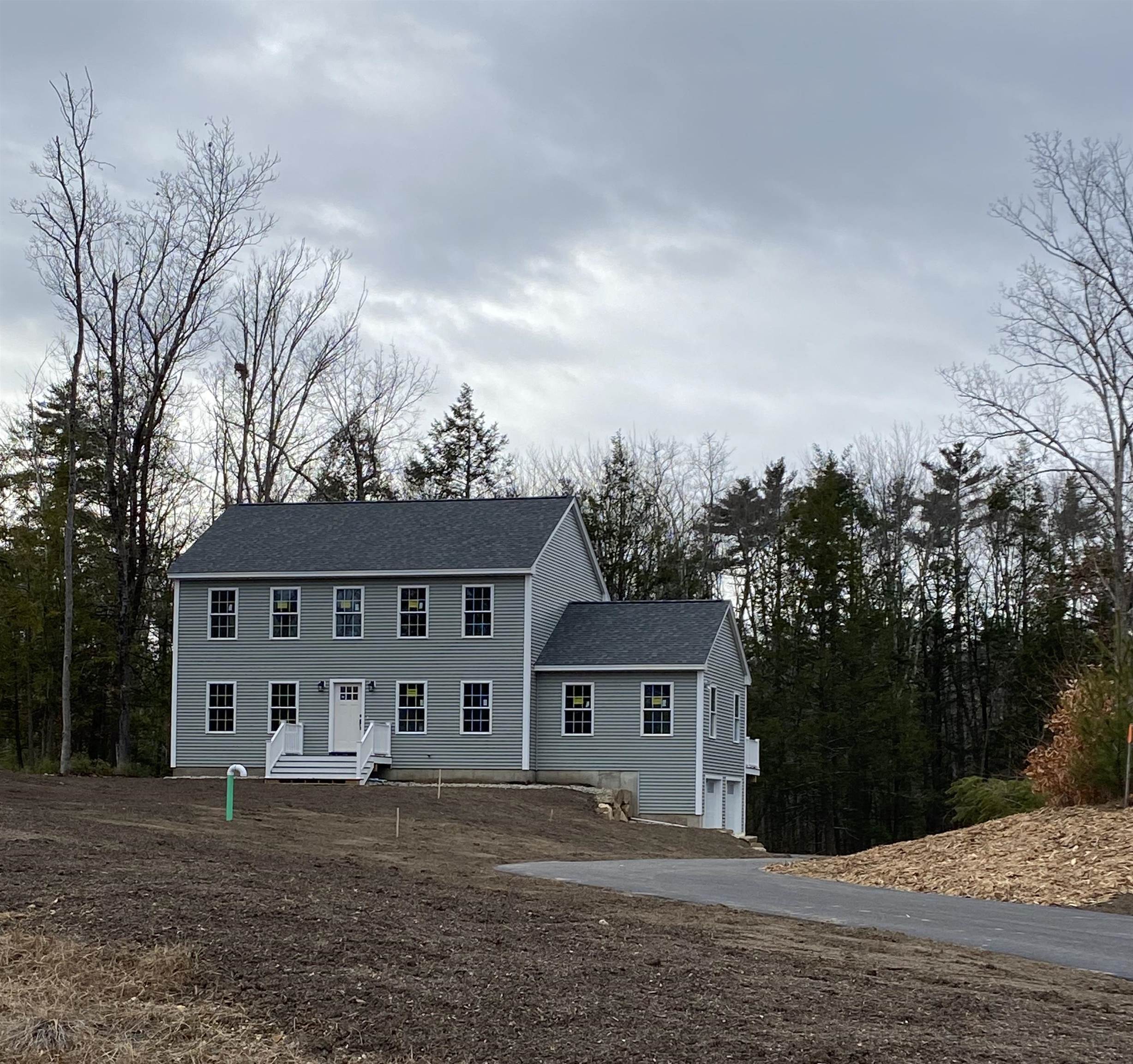 10 Doe Run Road Sandown, NH 03873 - Photo 1 of 12