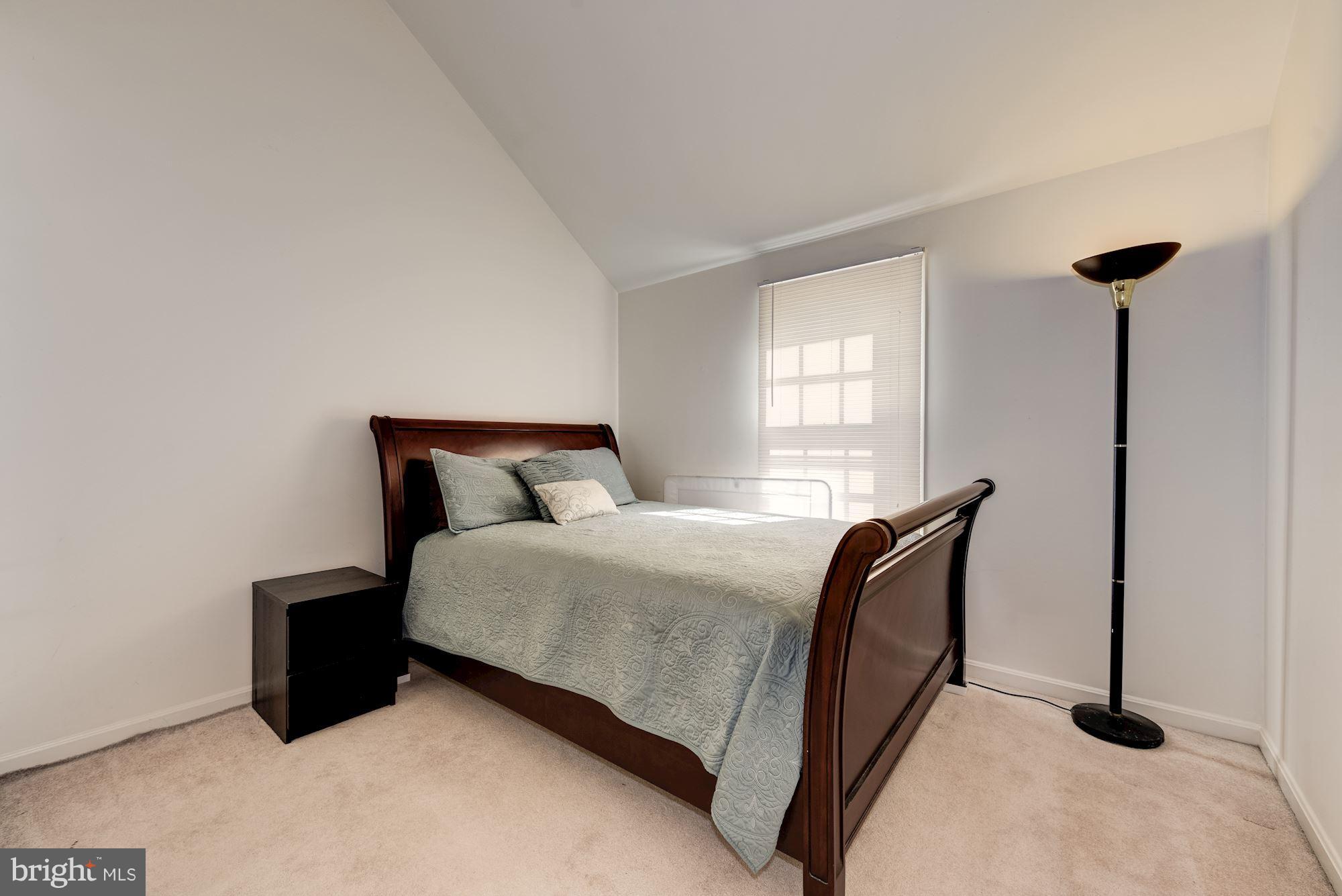 8170 Cliffview Avenue Springfield, VA 22153 - Photo 19 of 27 Bedroom