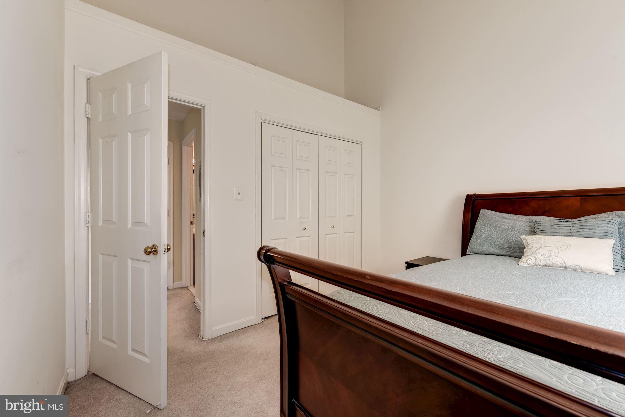 8170 Cliffview Avenue Springfield, VA 22153 - Photo 20 of 27 Bedroom