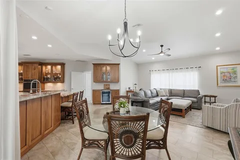 $1,295,000 | 661 7th Avenue North, Tierra Verde, FL 33715