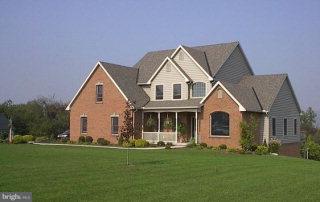 745 Rohen Ridge Drive Lititz, PA 17543 - Photo 1 of 4