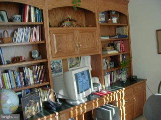 745 Rohen Ridge Drive Lititz, PA 17543 - Photo 4 of 4