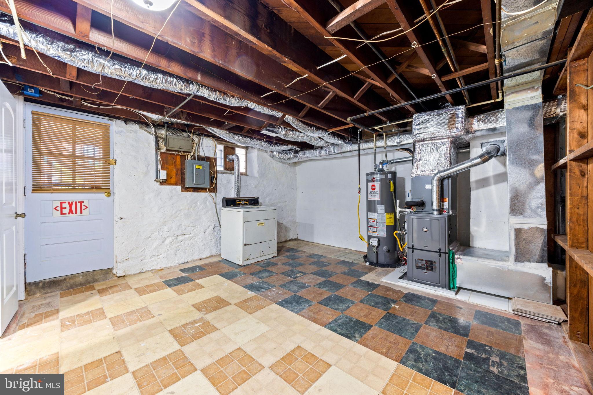 3807 Kimble Road Baltimore, MD 21218 - Photo 30 of 39 a view of a storage room