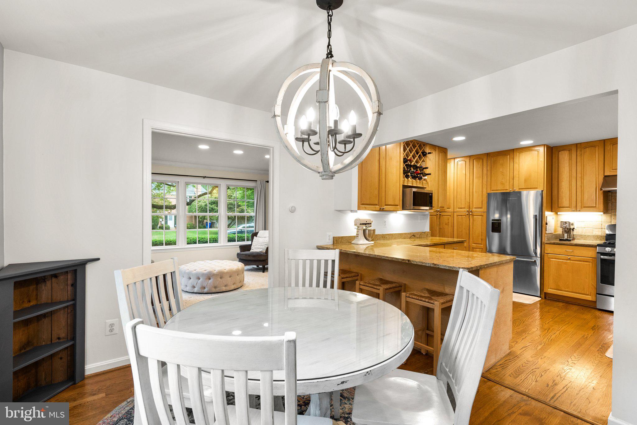 11906 Smoketree Road Potomac, MD 20854 - Photo 15 of 59