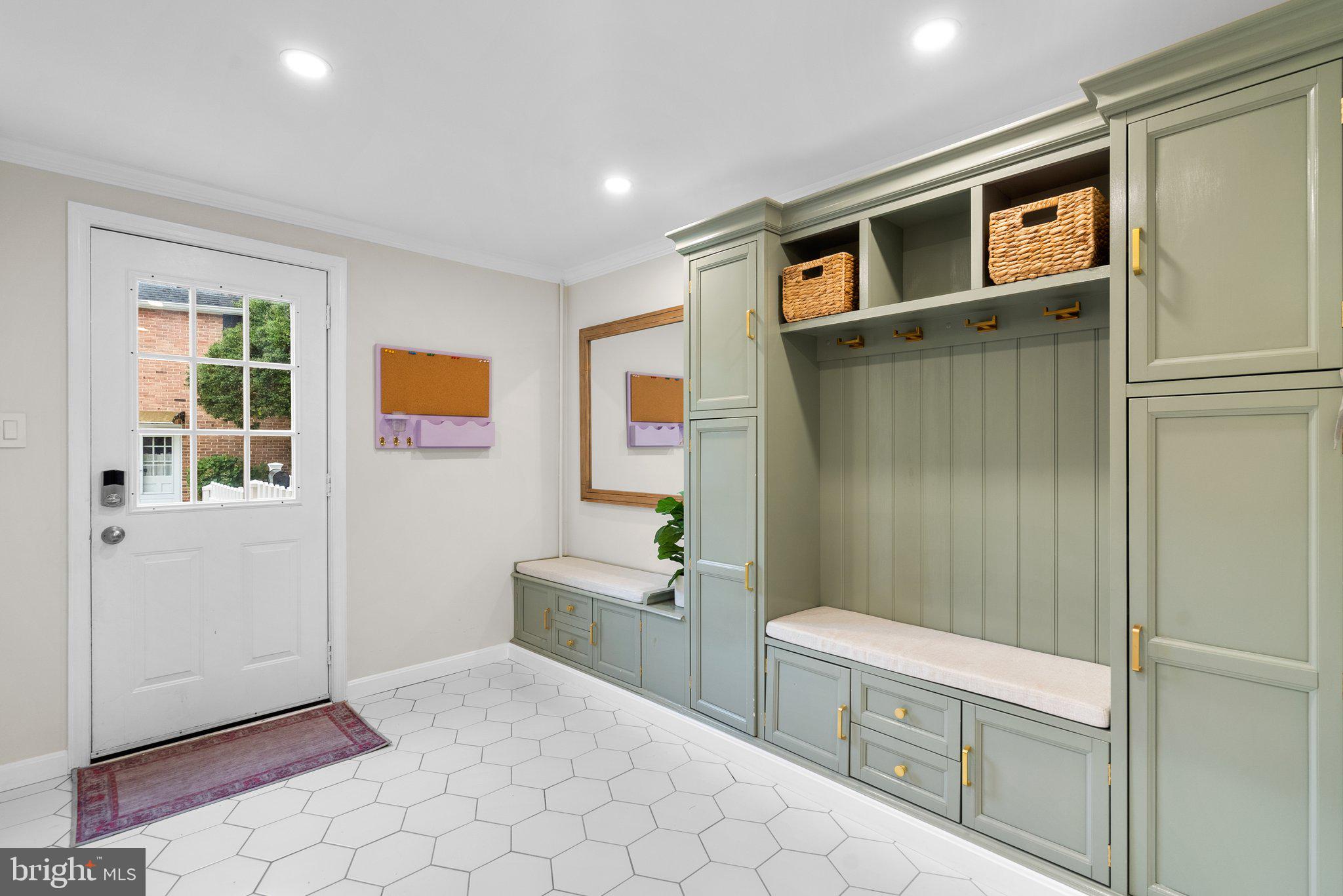 11906 Smoketree Road Potomac, MD 20854 - Photo 24 of 59