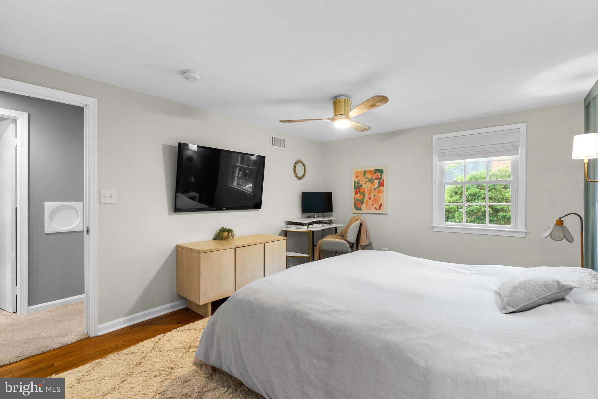 11906 Smoketree Road Potomac, MD 20854 - Photo 32 of 59